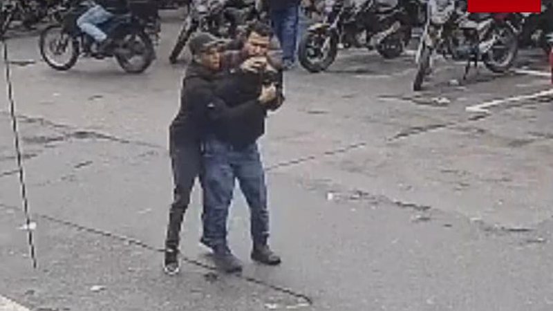 https://www.bnews.com.br/media/_versions/2025/10/vitima-de-assalto-em-sp_widelg.jpg