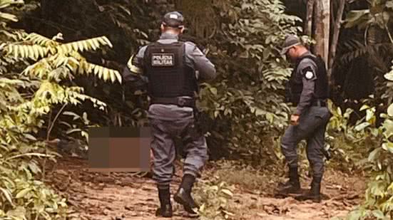Imagem Homem é morto pelo CV e bilhete macabro é encontrado ao lado do corpo expondo toda a verdade; saiba mais