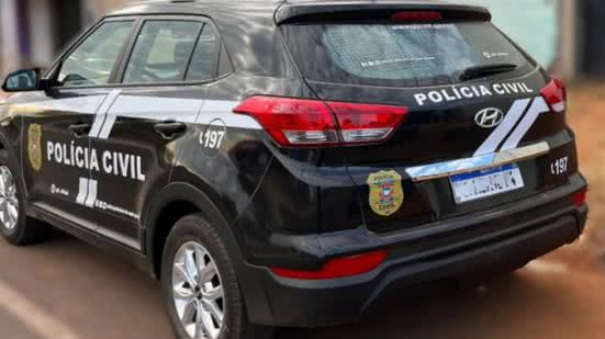 Imagem Idosa sofre acidente de moto e morre após ser esmagada por caminhão