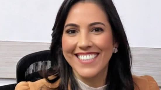 Reprodução/Instagram @doutoralarafernandesoficial