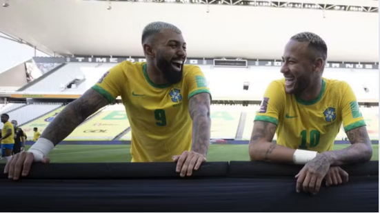 Imagem Velhos amigos: Neymar e Gabigol reeditam parceria campeã no Santos; entenda