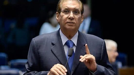 Imagem Senador é internado em após quadro de desidratação; saiba mais