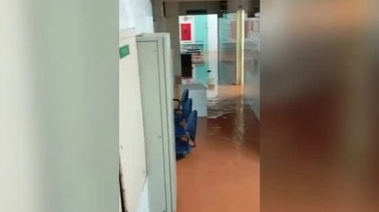 Imagem VÍDEO: Hospital fica alagado após fortes chuvas em Juiz de Fora; imagem impressiona