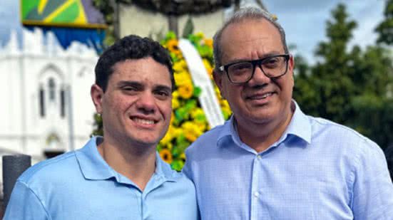 Imagem Bastidores: Após crise com PSDB, Muniz viaja a Brasília para articular candidatura do filho