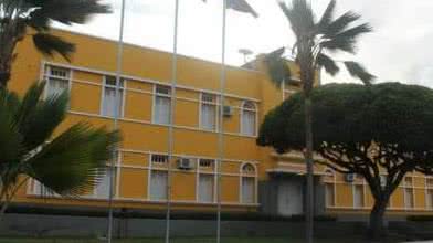 Imagem Prefeitura baiana abre seleção com mais de 100 vagas e salários podem chegar a R$ 11 mil