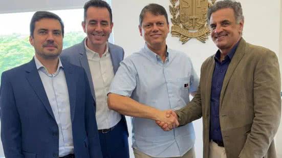 Divulgação/Aécio Neves