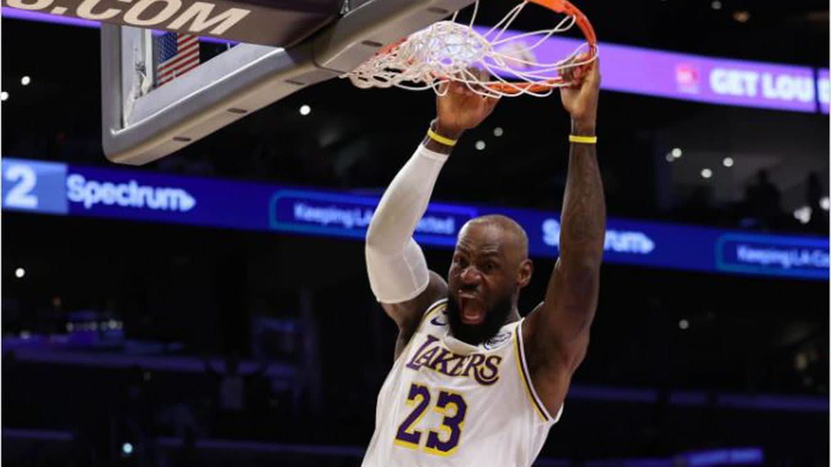 IMPARÁVEL! LeBron James faz história ao bater mais um recorde na NBA