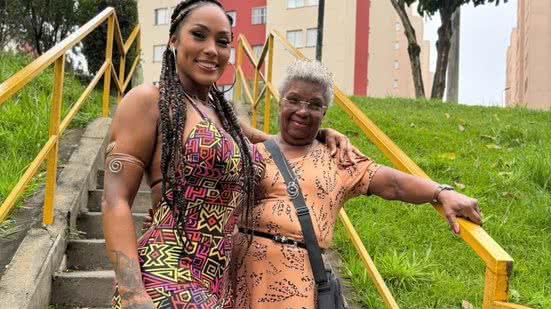 Reprodução/ Instagram @rosianepinheiro