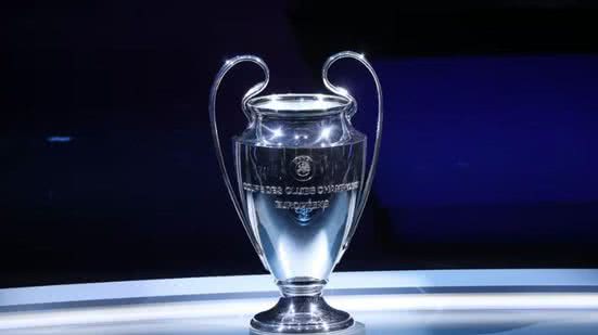 Imagem Jogador de clube campeão da Champions League é esfaqueado e está internado em coma