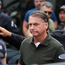 Imagem Ministro do STF abre prazo para PGR se pronunciar sobre revisão da condenação de Bolsonaro