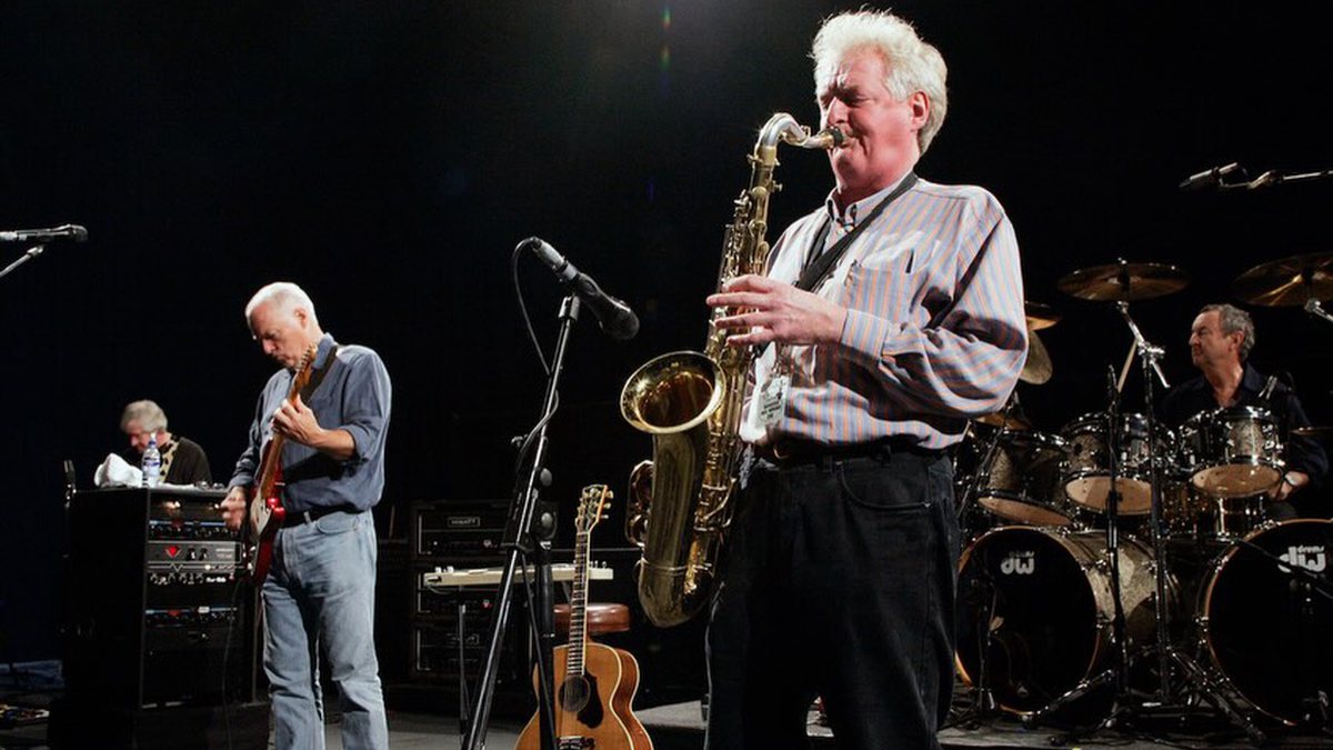 Saxofonista lendário do Pink Floyd, Dick Parry morre aos 83 anos