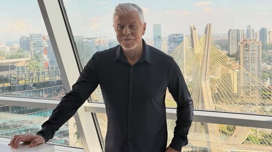 Imagem Miguel Falabella assume namoro com empresário de 39 anos; saiba quem é