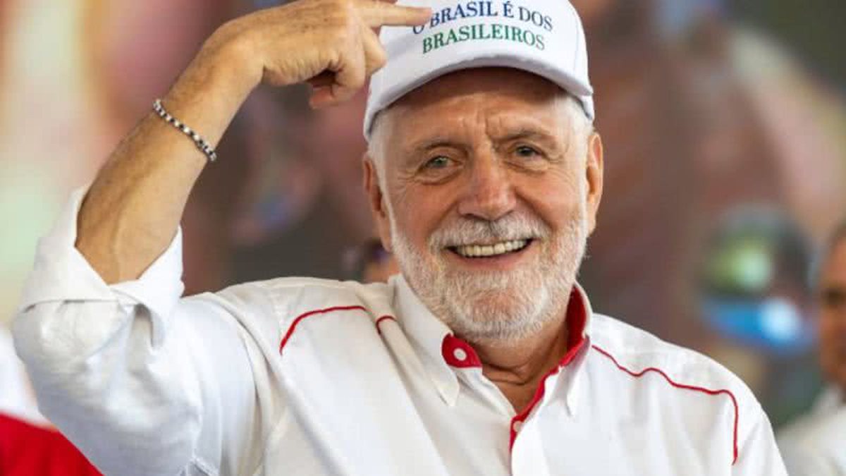 “Ir pedir arrego aos outros é vergonhoso”, diz Jaques Wagner sobre ida de Flávio aos EUA