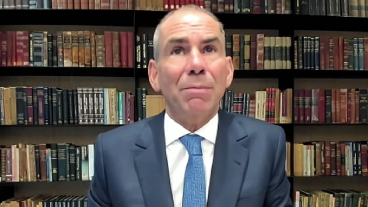 URGENTE: advogado deixa defesa de Daniel Vorcaro em meio a negociações sobre delação premiada