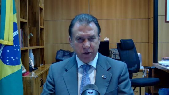 Imagem Luiz Marinho chama escala 6x1 de “jornada escrava” e dispara: “O trabalhador quer a liberdade”