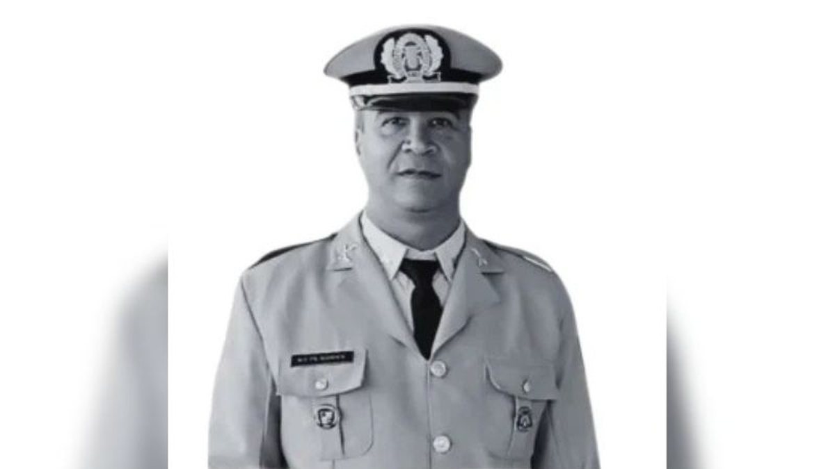 Sargento da PM morre após batida entre moto e caminhão no sul da Bahia