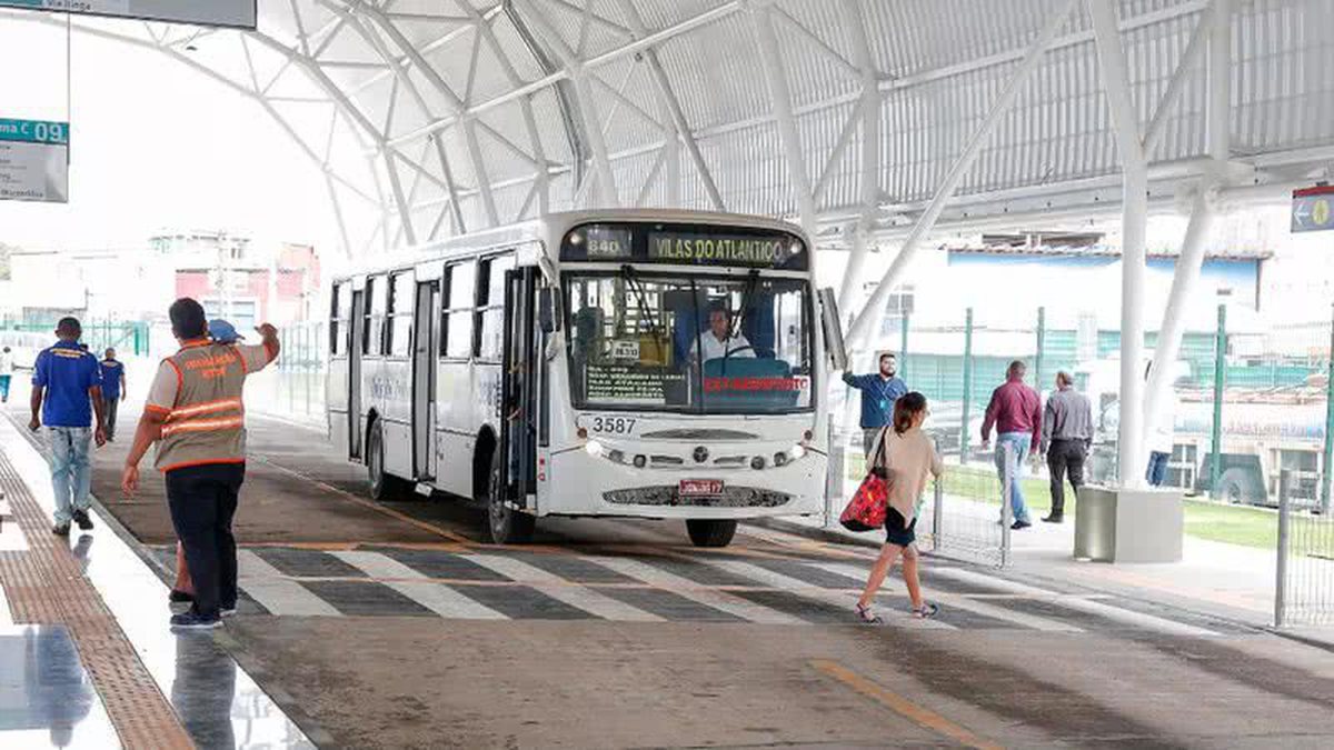 Greve dos rodoviários: Ônibus metropolitanos não vão circular em Salvador na sexta-feira (22)