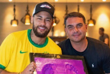 Reprodução / Instagram / @flaviobolsonaro