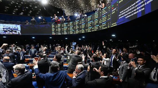 Carlos Moura / Agência Senado