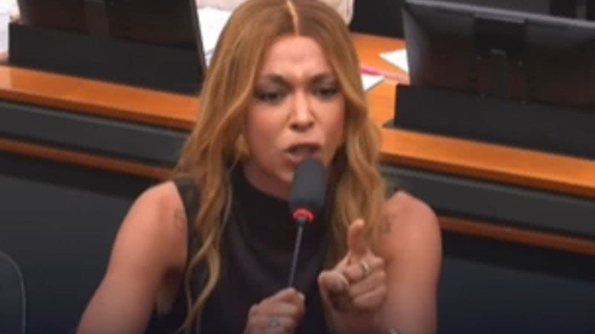 Erika Hilton aciona MPF para proibir publicidade de bets por comentaristas em transmissões esportivas
