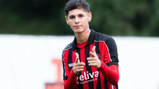 Reprodução / Redes Sociais / Instagram / @almaraz_alejandroo