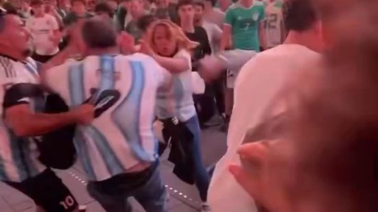 Reprodução / Redes Sociais / X / @dammiedammie35