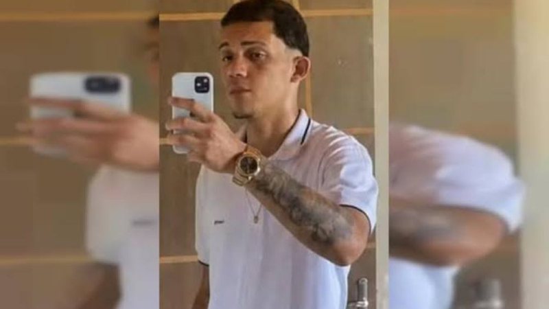 Jogador de futebol de 20 anos morre após bater motocicleta em cavalo no interior da Bahia