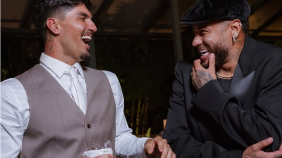 Imagem Fim do mistério! Neymar revela por que foi o único convidado de preto no casamento de Medina
