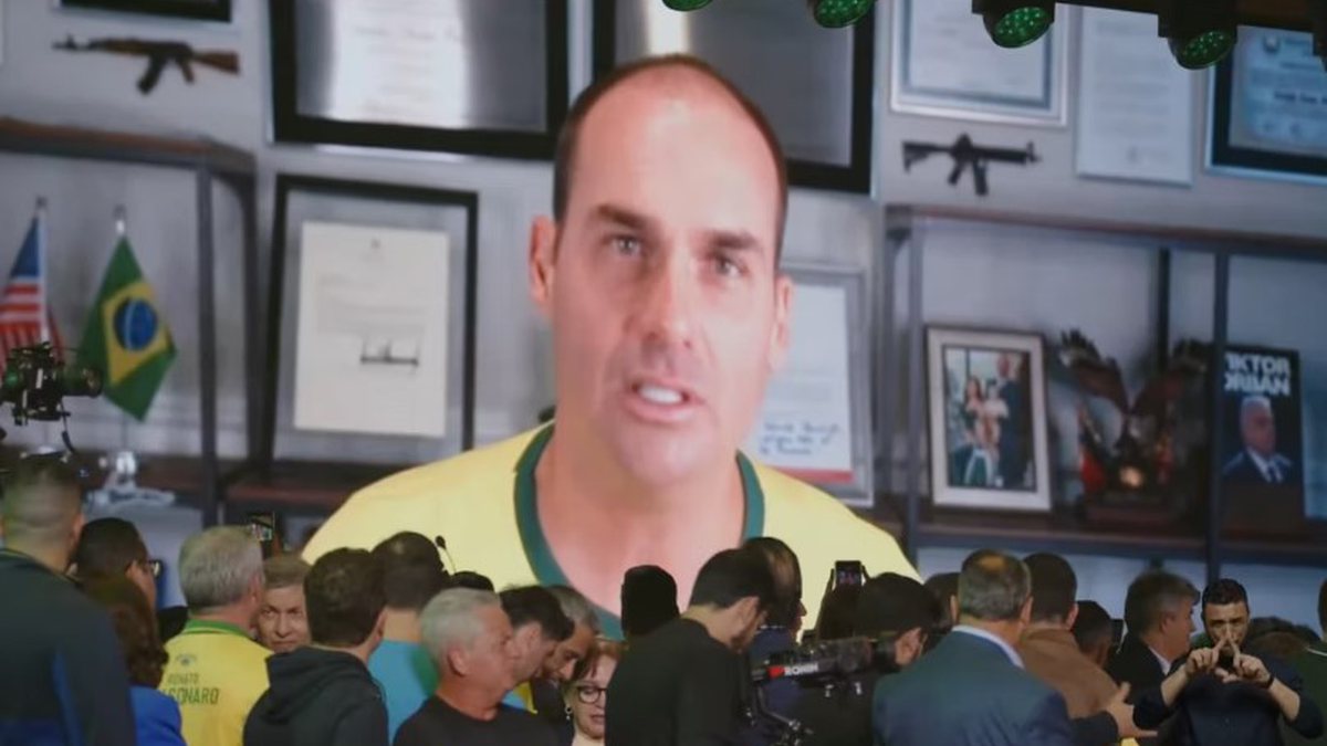 CONVENÇÃO DO PL: Eduardo Bolsonaro expõe drama familiar e faz apelo a apoiadores