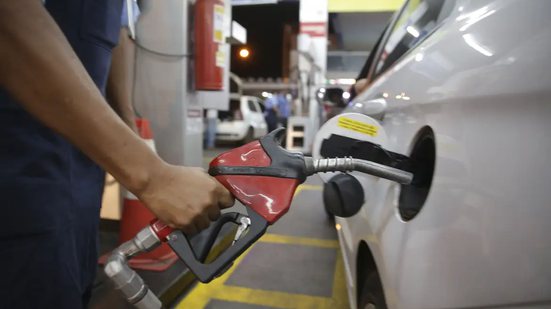 Imagem Imposto sobre exportação de petróleo será mantido por mais 60 dias; saiba o motivo