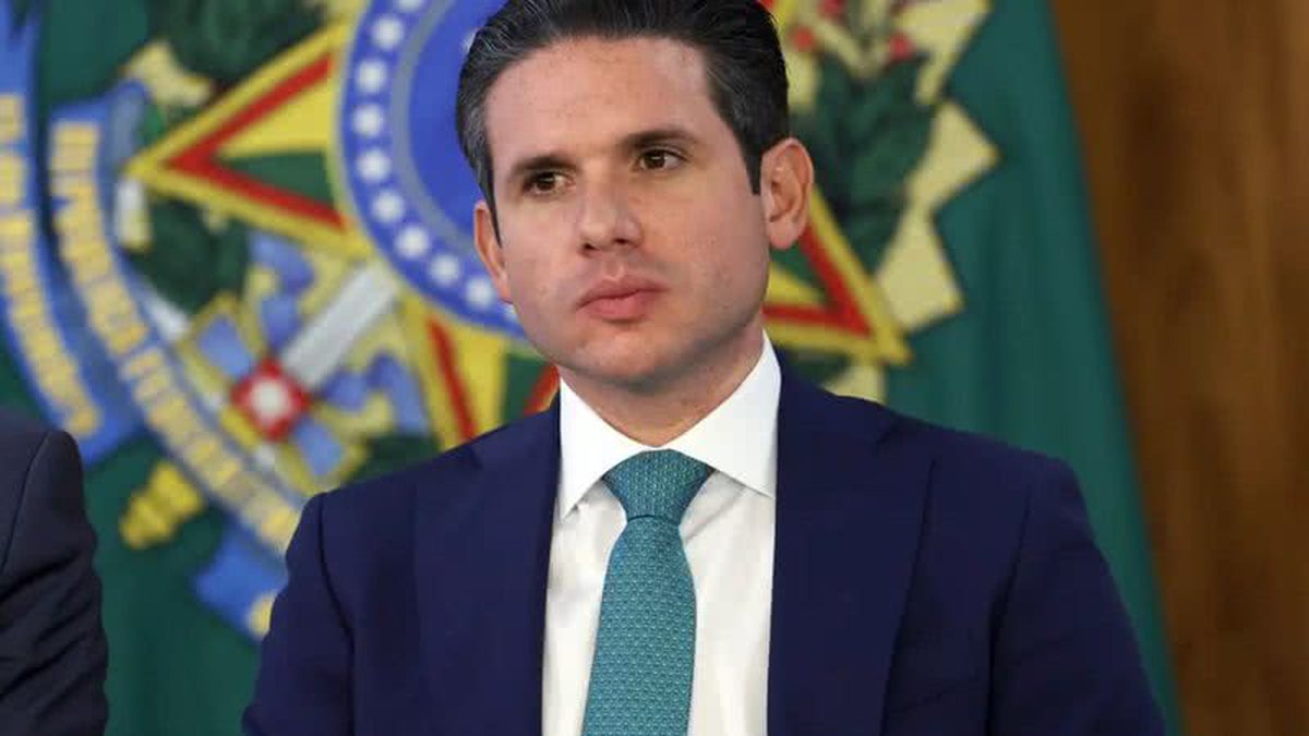Hugo Motta define mês para instalação da comissão da PEC da Maioridade Penal