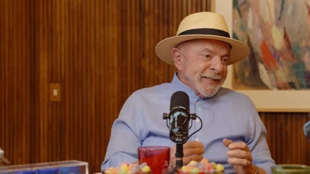 “A política vem apodrecendo ano a ano”, diz Lula em podcast - QTU Questões do Universo