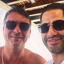 Imagem Foto de Flávio Bolsonaro com Sicário engajou mais que tarifaço dos EUA nas redes sociais