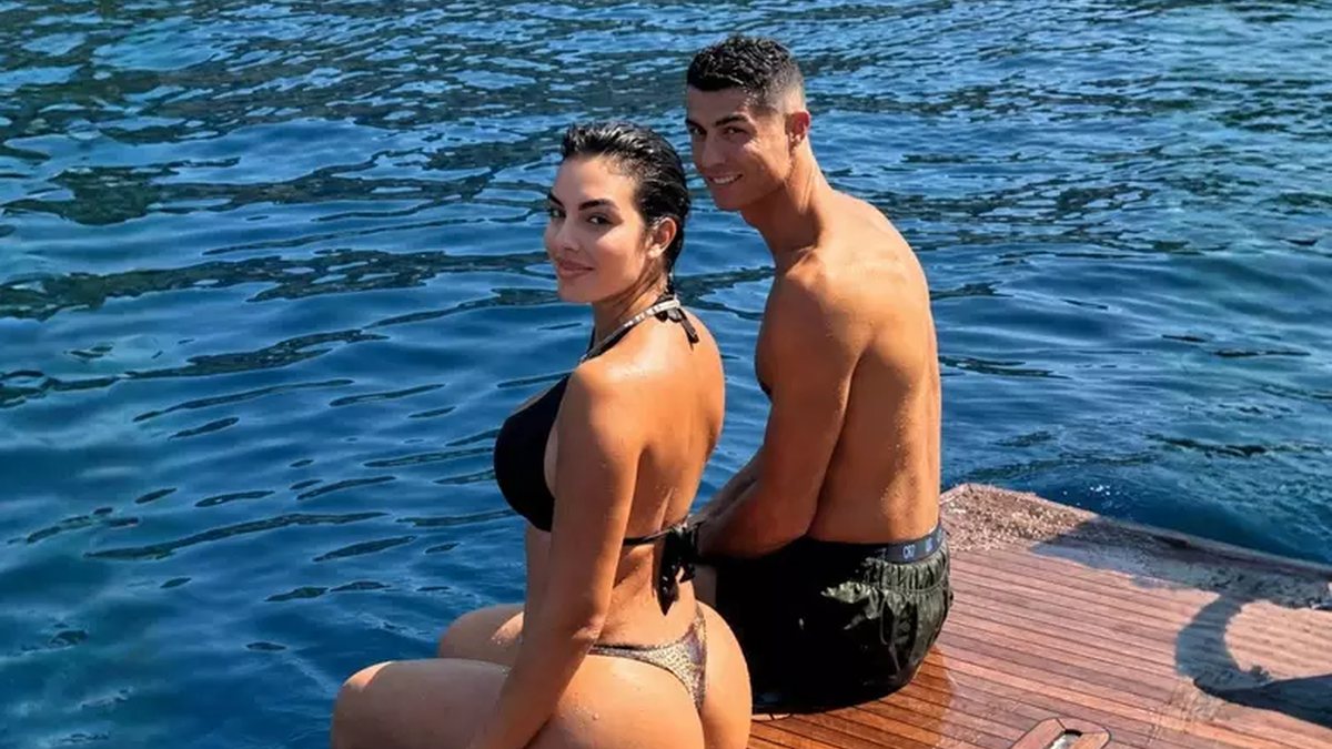 Após ser detonada por aparência, noiva de Cristiano Ronaldo faz desabafo emocionante e revela conselho inesperado do craque - QTU Questões do Universo