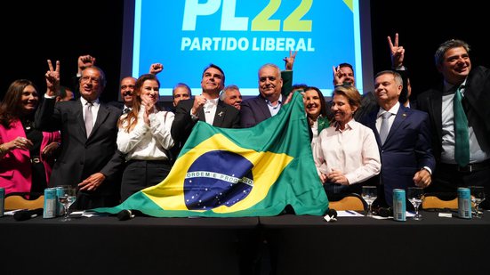 Divulgação / @FlavioBolsonaro