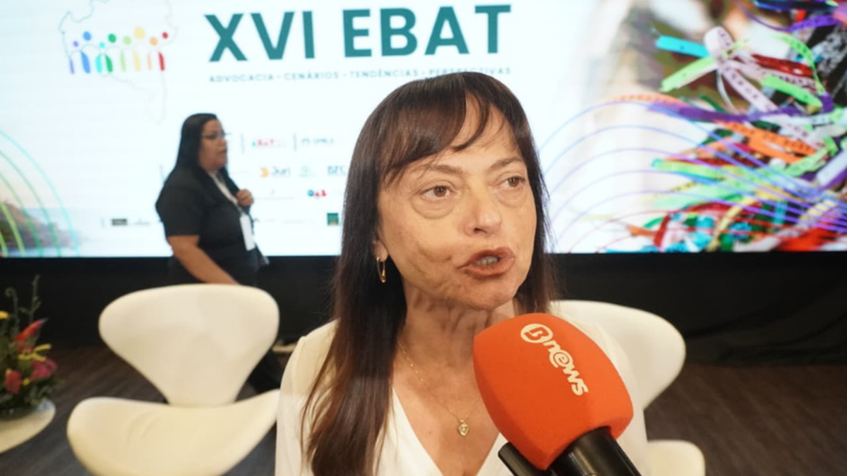 Alice Portugal chama sabatina de Lula no JN de ‘fantástica’ e diz que Brasil ‘ganhou o debate’ - QTU Questões do Universo