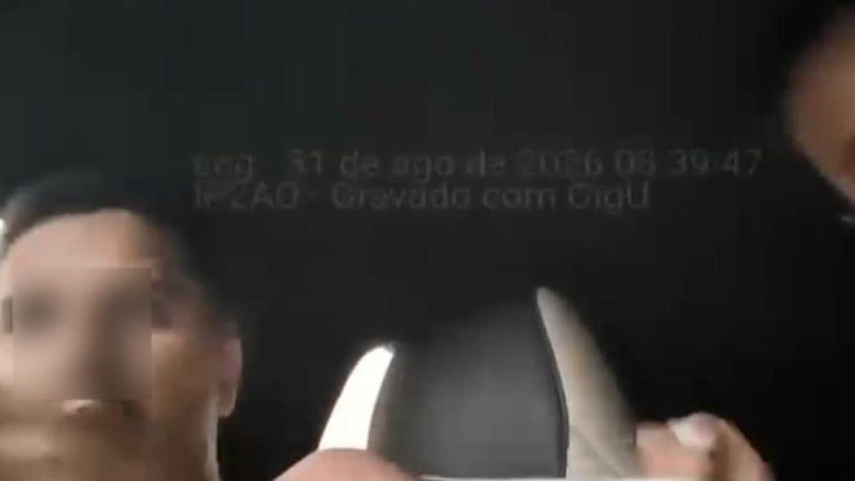 Motorista por aplicativo é atacado com tesoura durante viagem em Salvador: "Vou te brocar" - QTU Questões do Universo