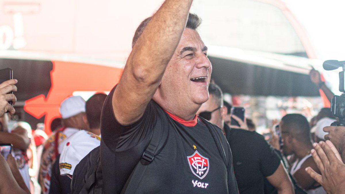 "Não é da boca para fora": Fábio Mota abre as portas do Barradão para a torcida do Bahia - QTU Questões do Universo