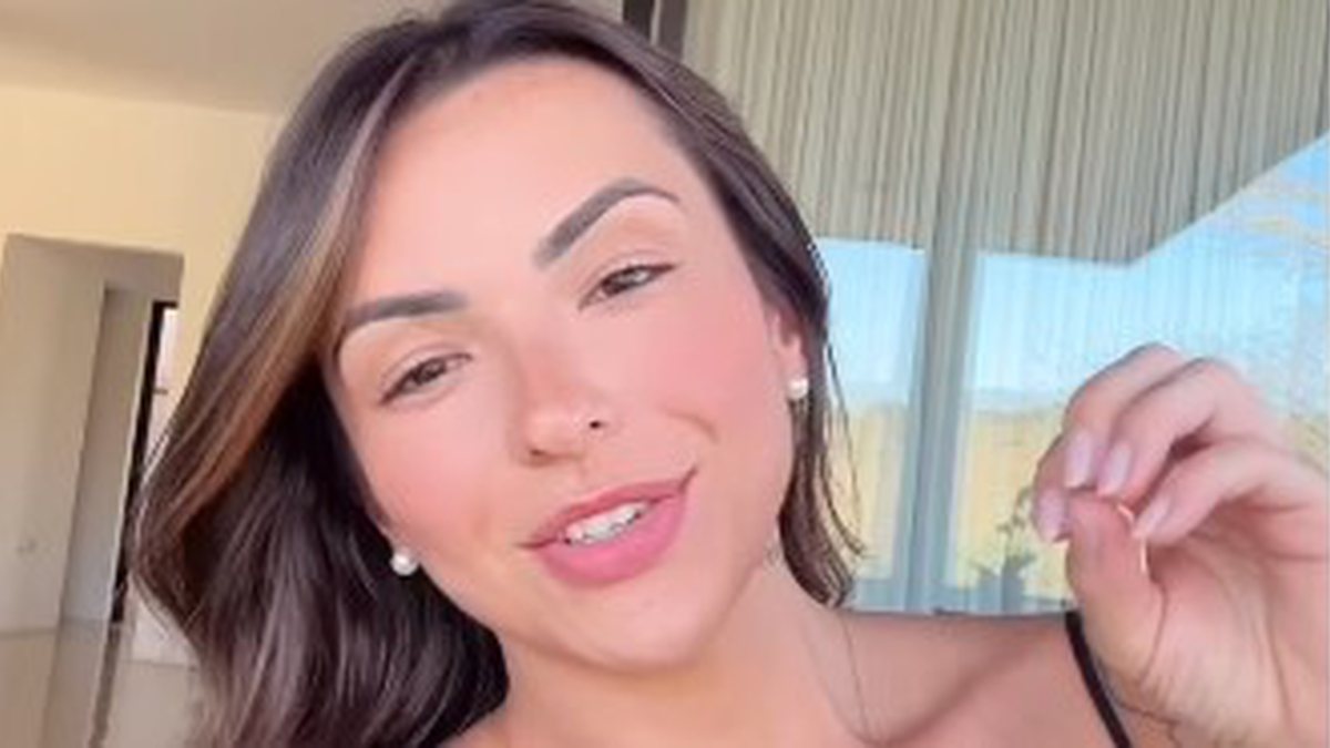 Ex-gerente de banco brasileiro gigante, "mulher fitness perfeita" expõe pedido bizarro de fã após revelar passado secreto no setor financeiro - QTU Questões do Universo