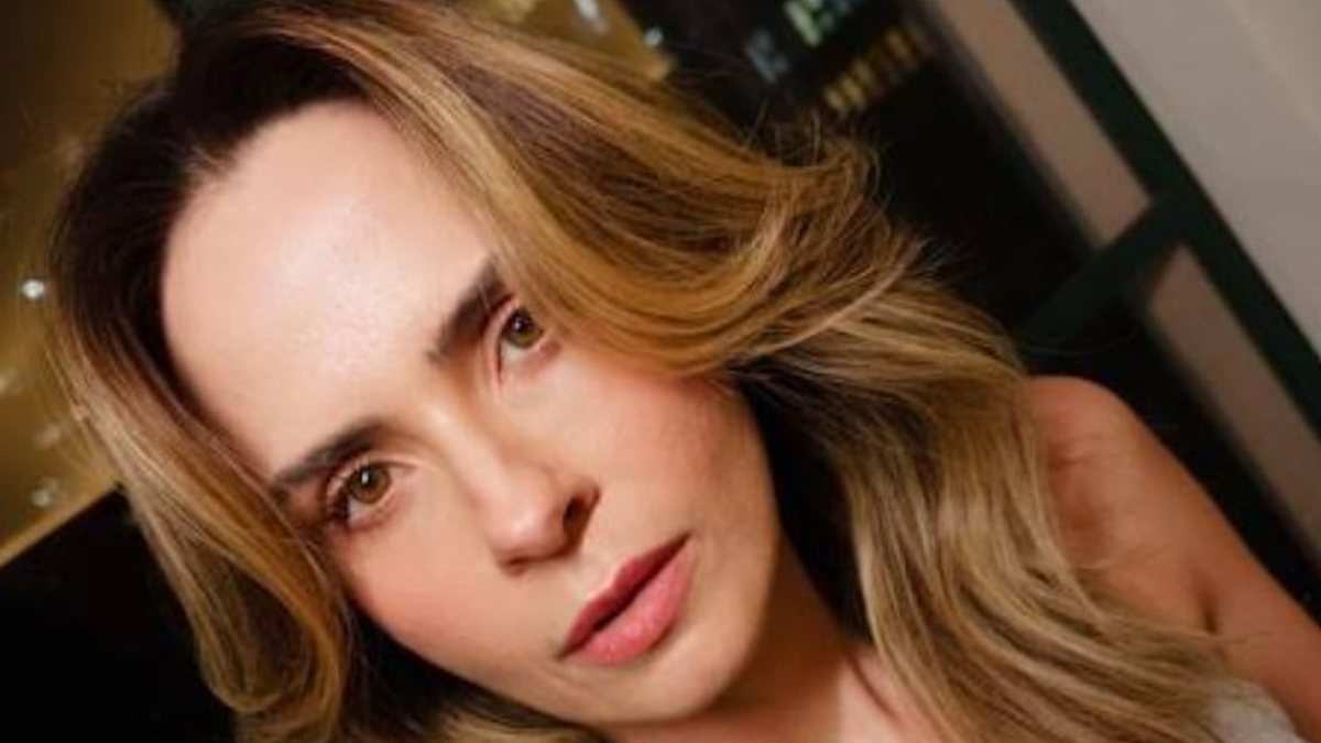 Vaza foto íntima de Ana Paula Renault e vira caso de Justiça