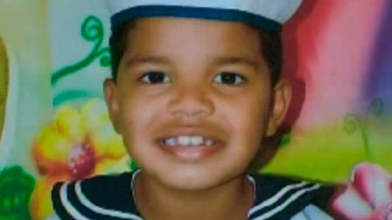 Morte de Carlinhos: 11 anos depois, veja como terminou o caso do menino de 7 anos morto a mando da própria mãe na Bahia