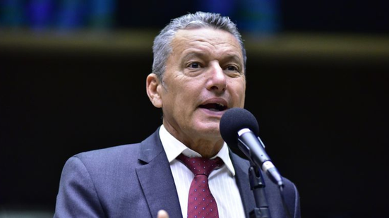 Deputado Charles Fernandes - Câmara dos Deputados