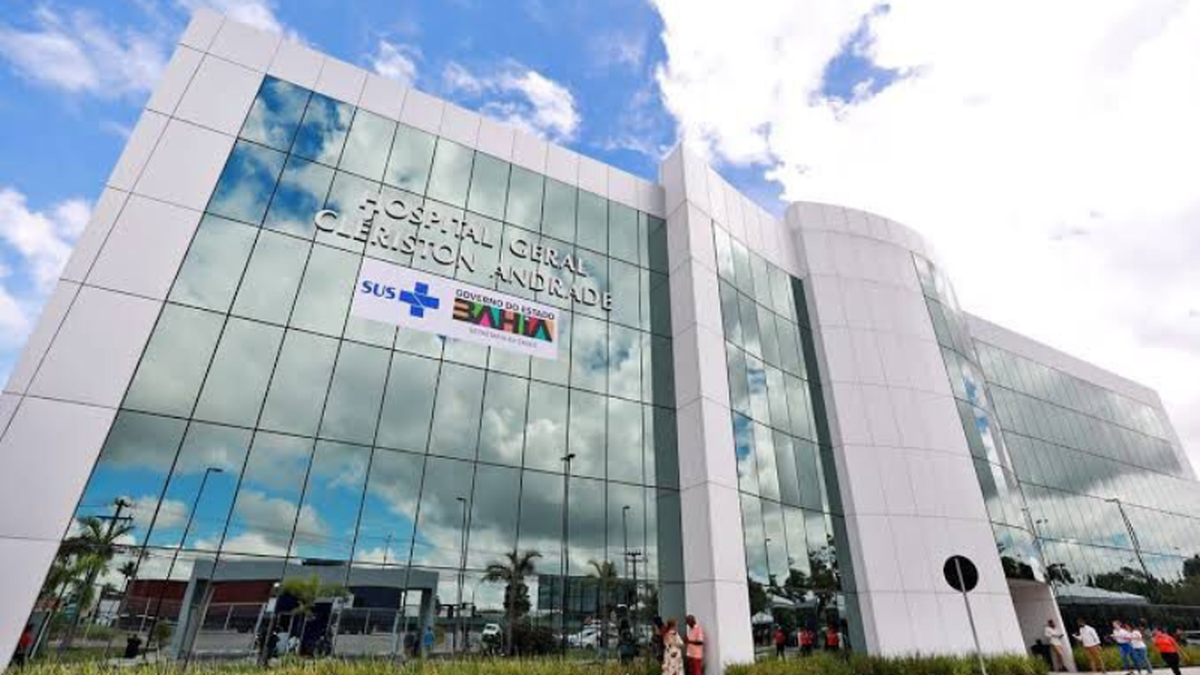 Regulação na saúde: Chefe do maior hospital de Feira rebate “fila da morte” e dispara: “Desrespeito aos profissionais” - QTU Questões do Universo