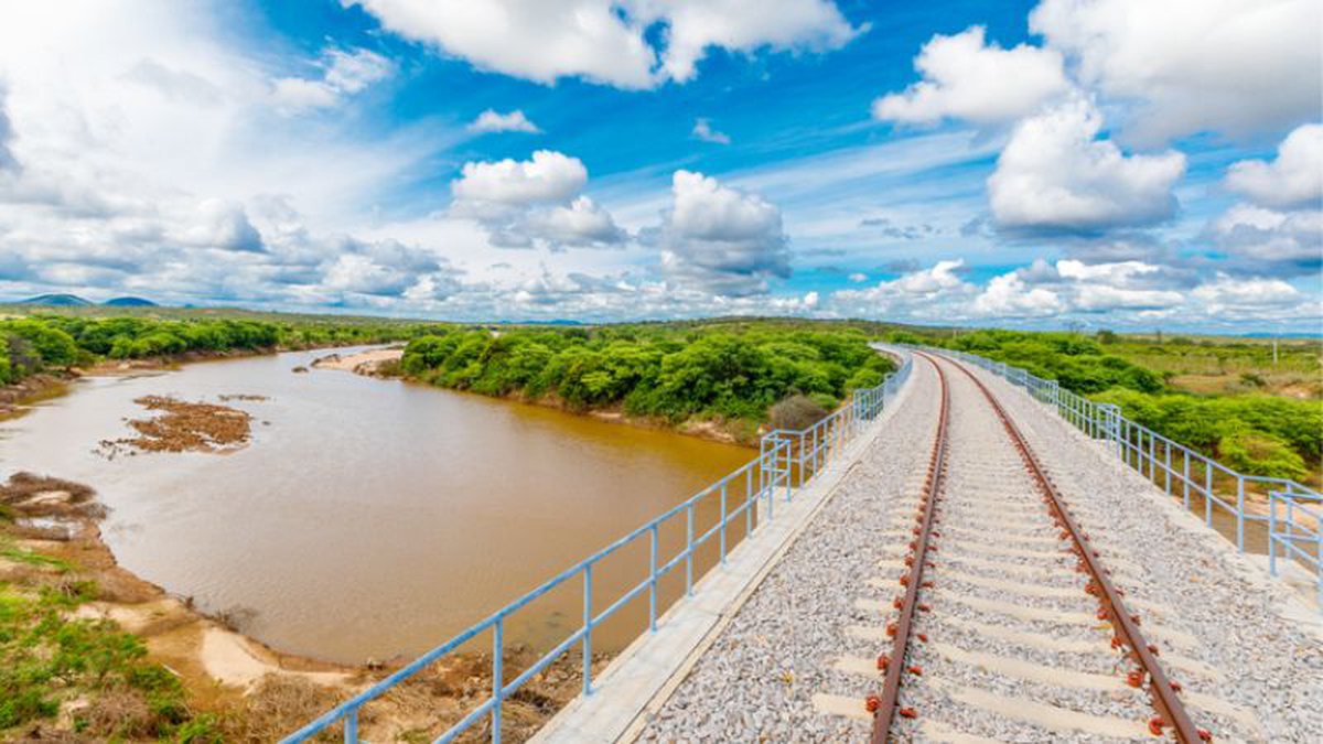 Com obra atrasada, ponte da Fiol ‘encolhe’ mais de 50% e auditoria aponta risco de colapso - QTU Questões do Universo