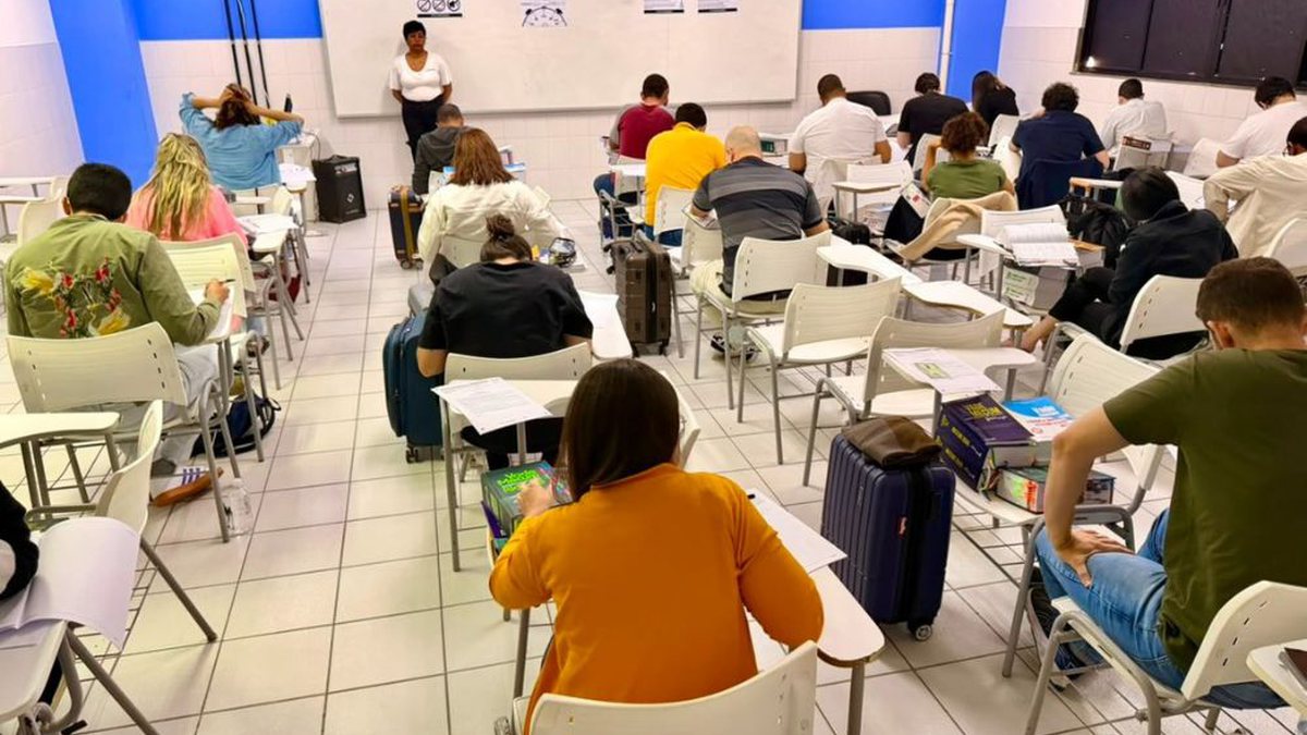 Mais de 600 pessoas fazem 2ª etapa do concurso de juiz substituto na Bahia neste domingo - QTU Questões do Universo