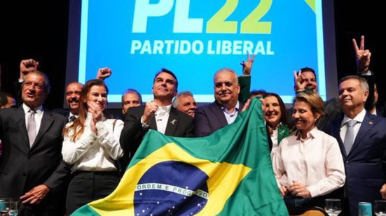 Divulgação / @FlavioBolsonaro