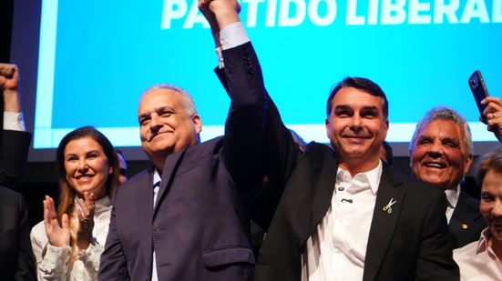 Alfredo Gaspar e Flávio Bolsonaro - Vitor Salles/PL