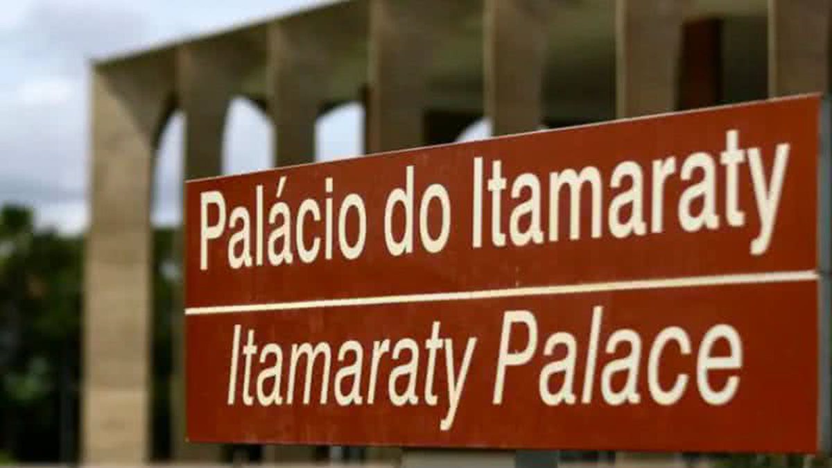 Brasil reage a cancelamento de visto de embaixadora e acusa EUA de “escalada deliberada” - QTU Questões do Universo
