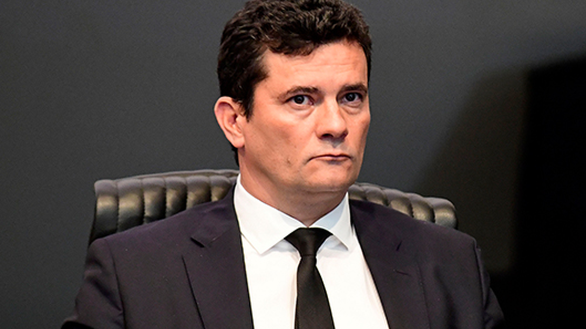 TRE determina que Moro remova posts que sugerem vitória no 1º turno - QTU Questões do Universo