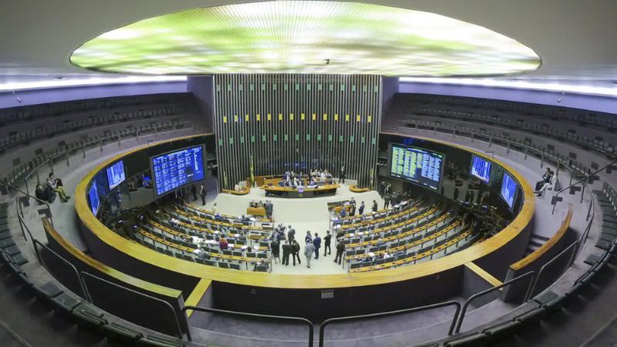 Só um fica de fora: Quase toda a bancada baiana tenta permanecer na Câmara dos Deputados - QTU Questões do Universo